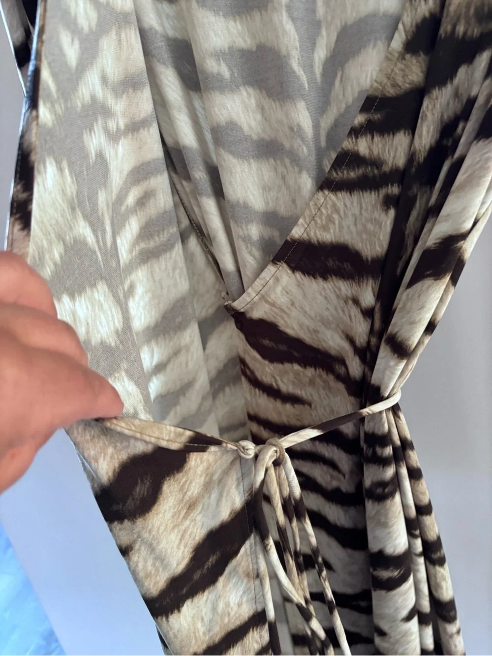 MICHAEL Michael Kors Beige and Brown Tiger-Print Long-Sleeve Wrap Dress - Picture 3 of 4
